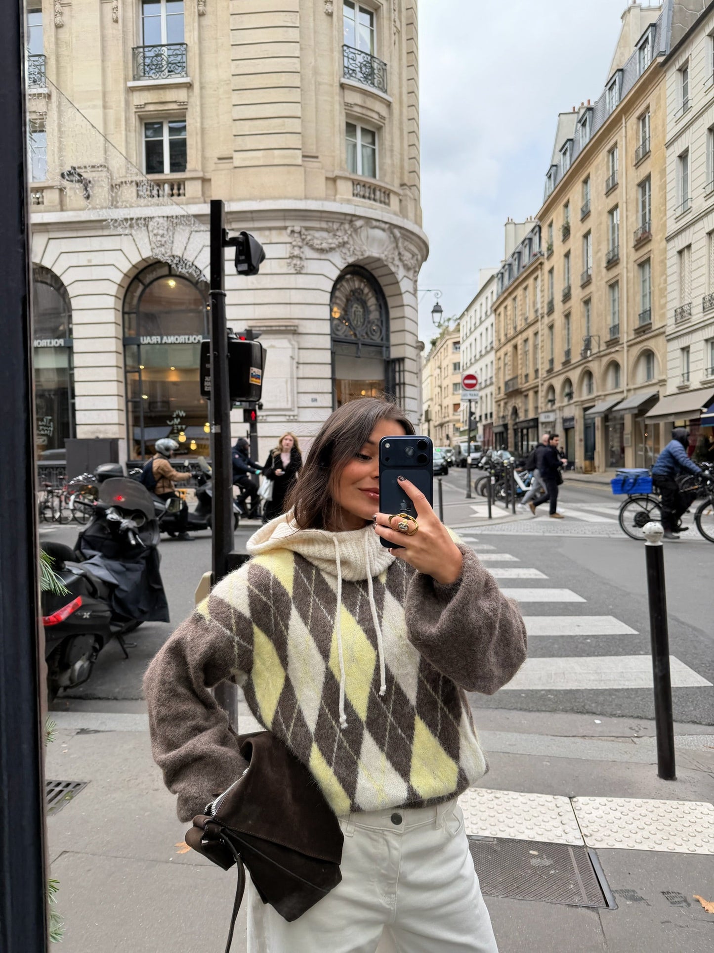 Orly-genser i gult og taupe