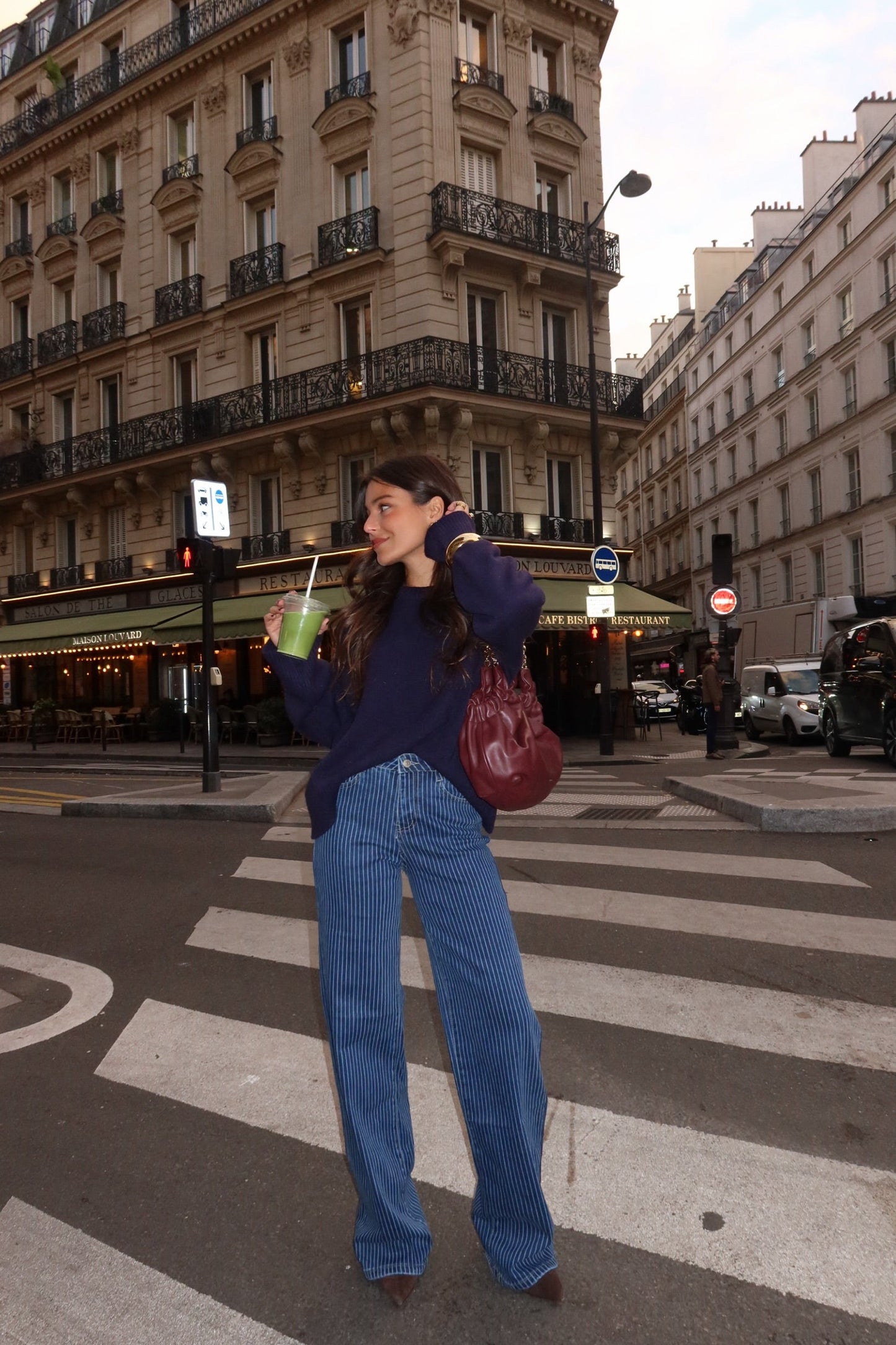 Blå stripete bukser