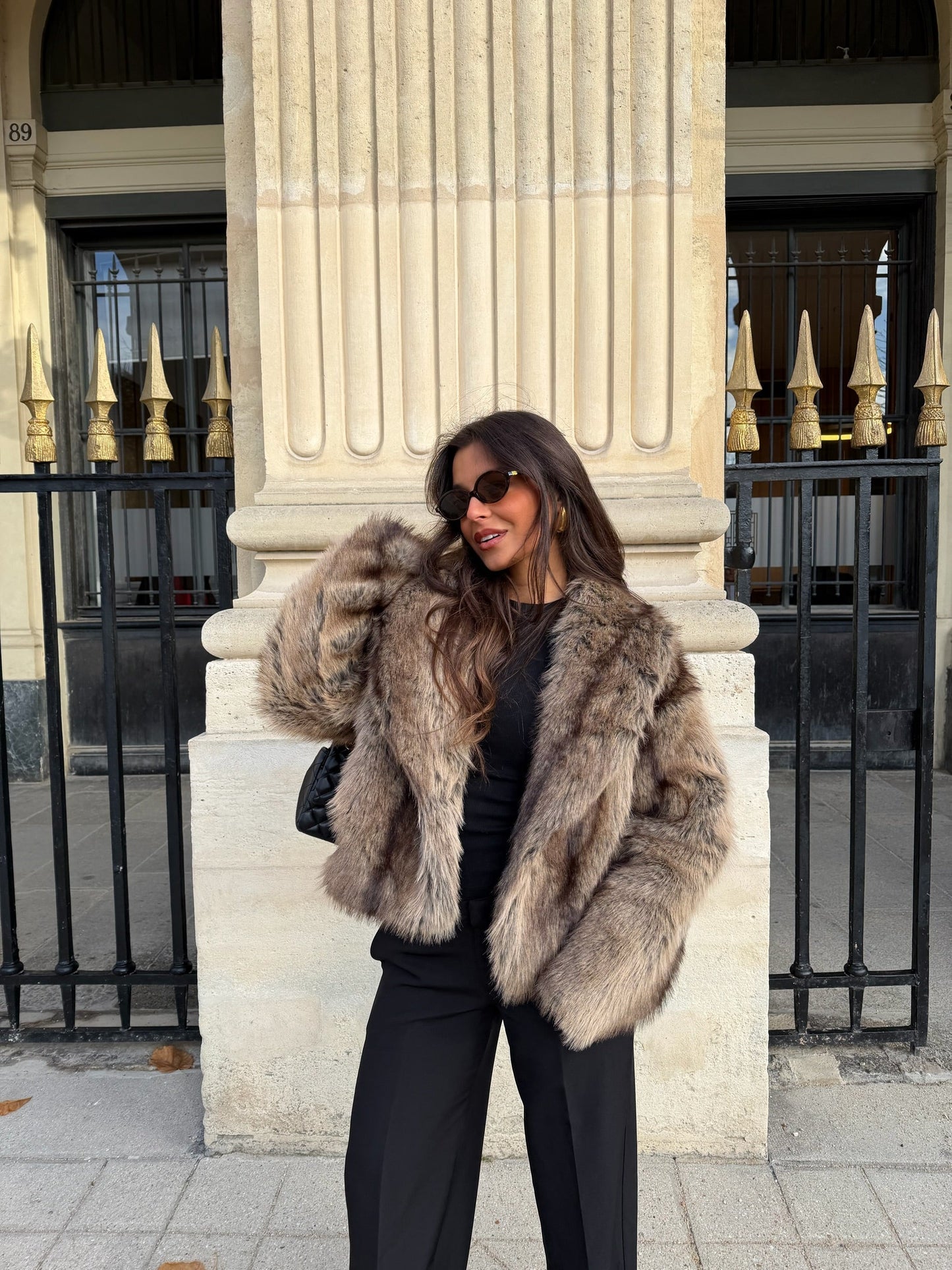 Camille pelsjakke i kamel og brunt