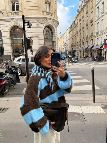 Ami-genser i blått og brunt