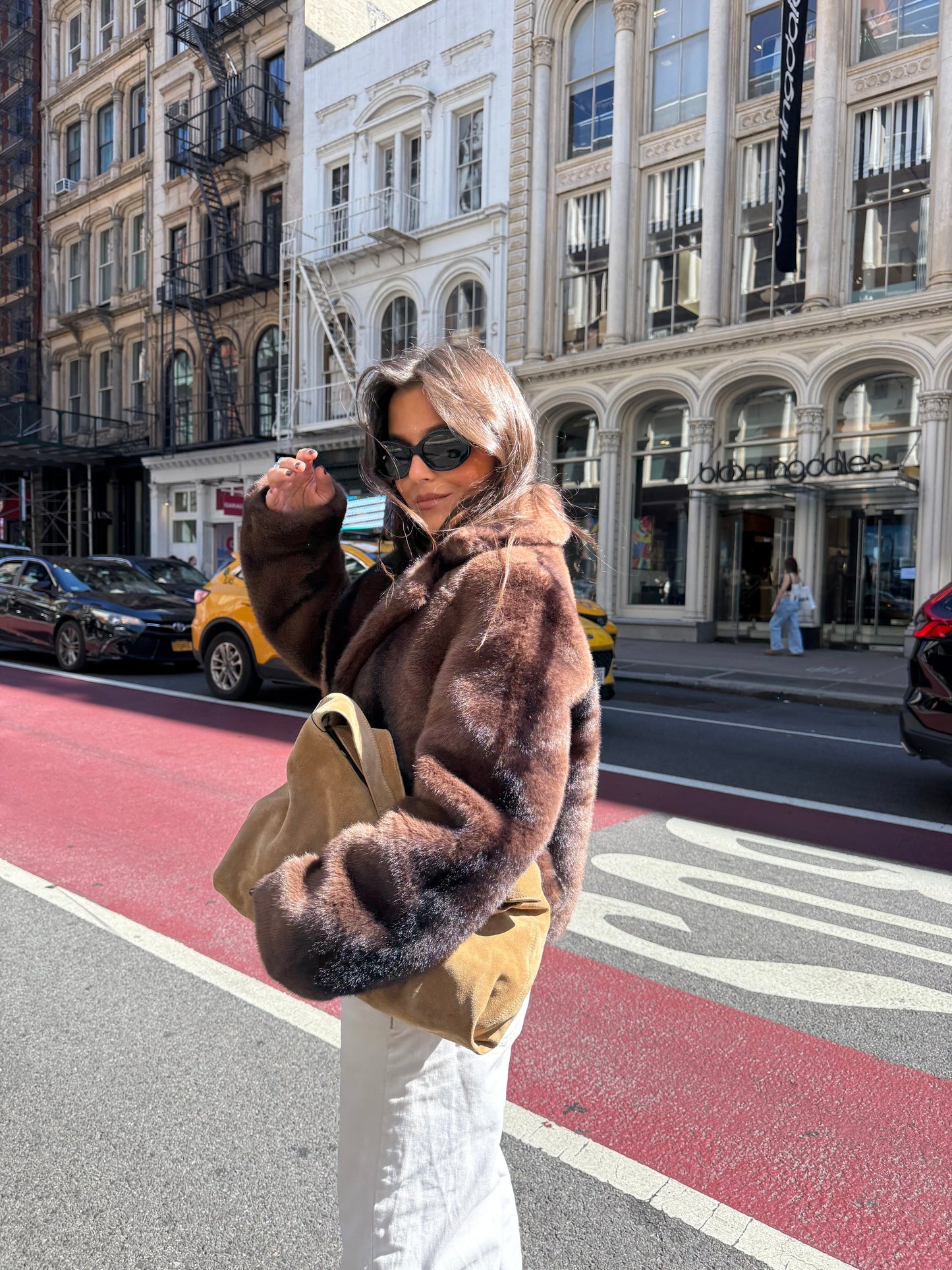 Varm sjokoladepelsjakke