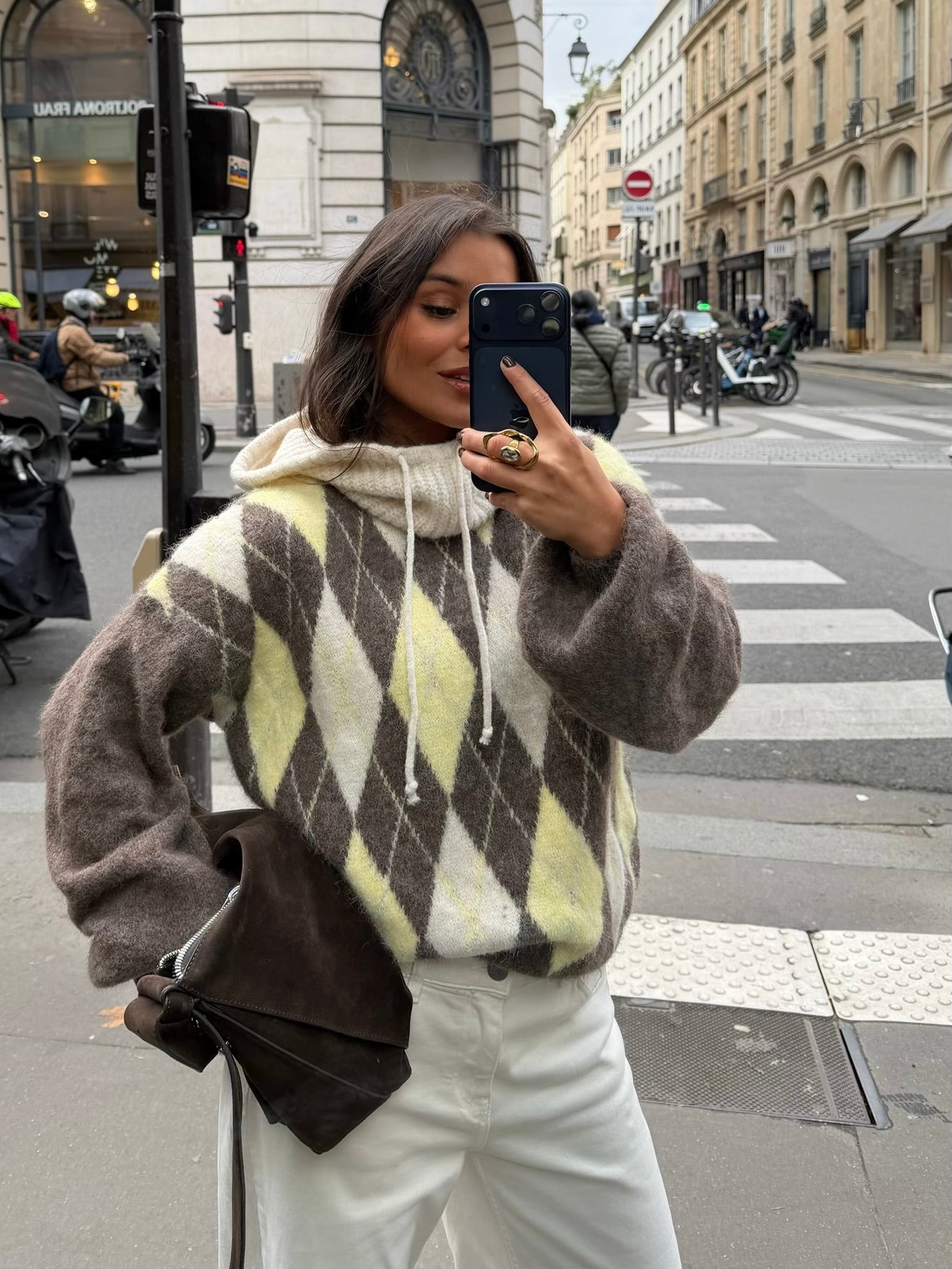 Orly-genser i gult og taupe