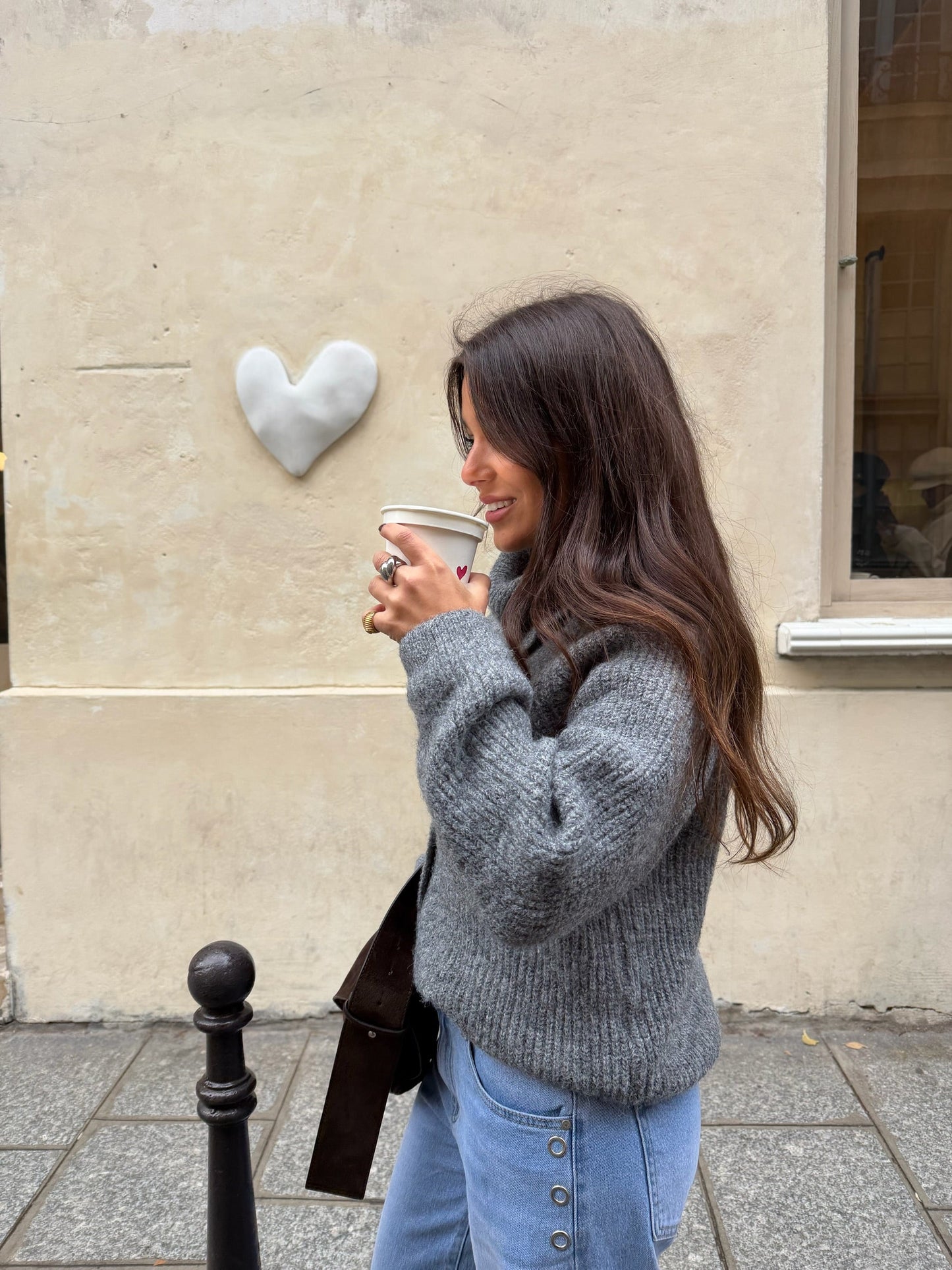 Emma strikkekardigan i grått