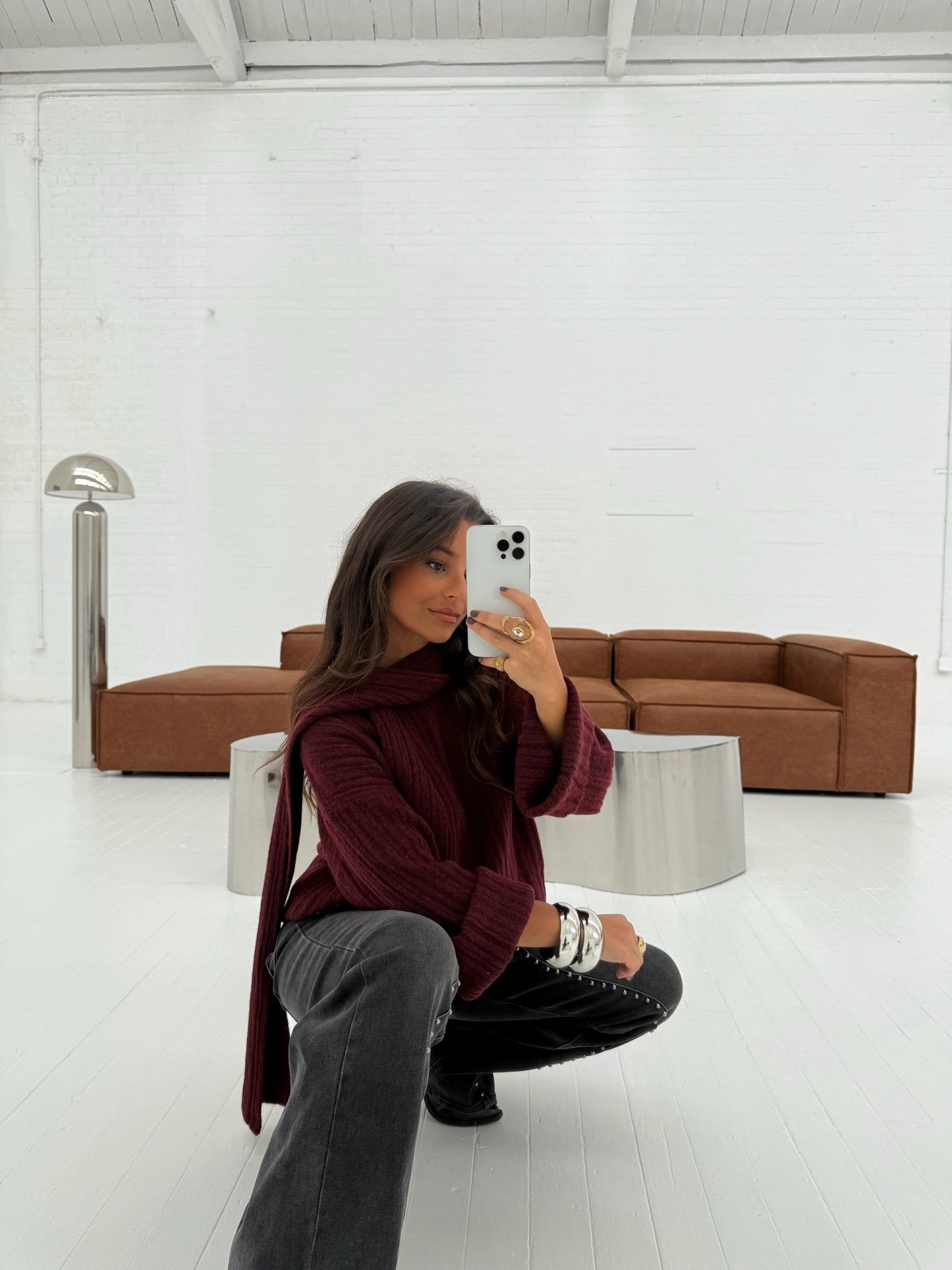 Vide grå denimjeans med nagler - Levering 21/11 til 28/11