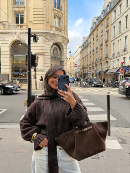 Stockholm Strikkegenser med Skjerf i Brunt