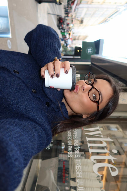 Emma strikkekardigan i marineblå