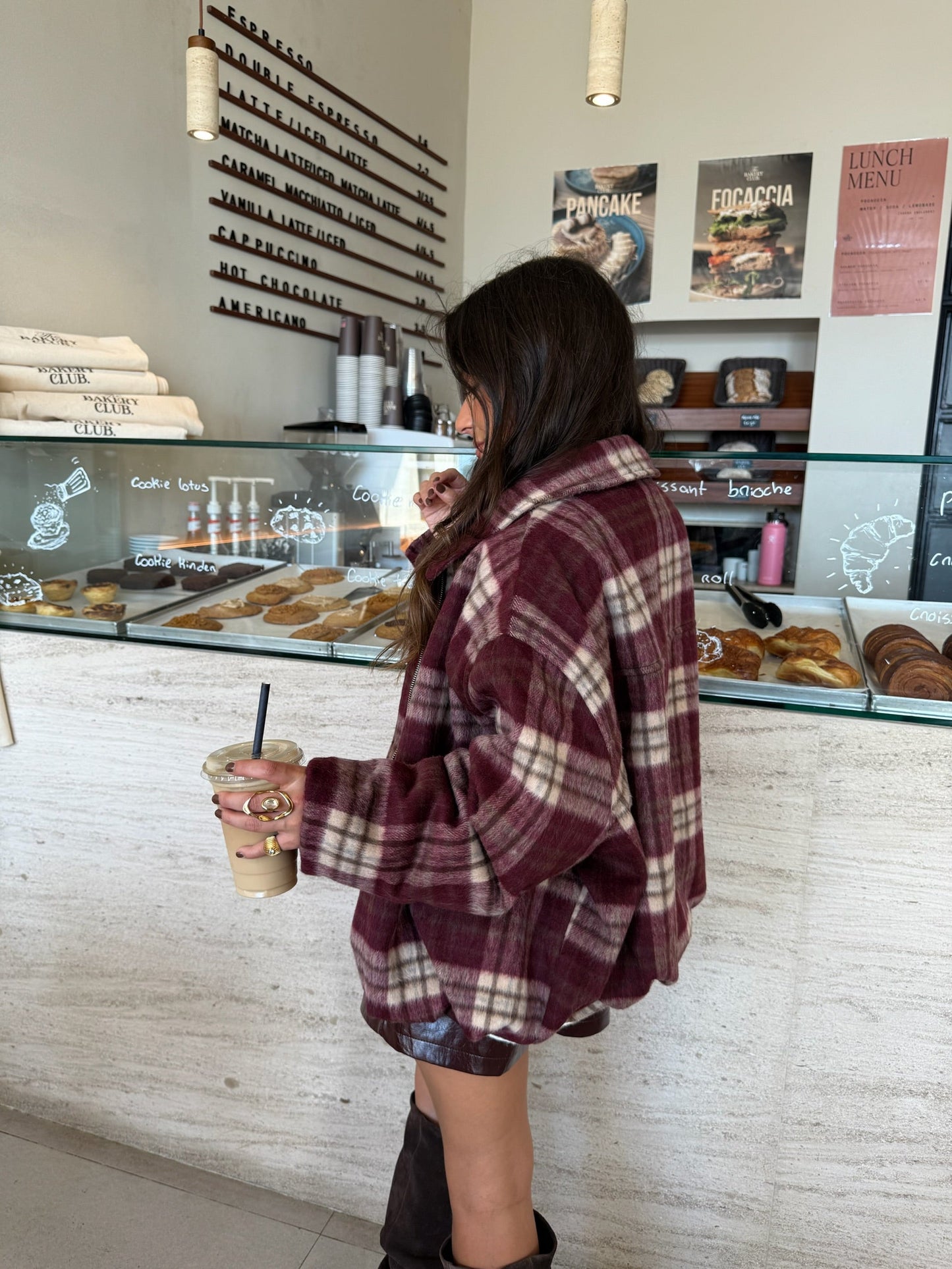 Burgunder rutete kåpe